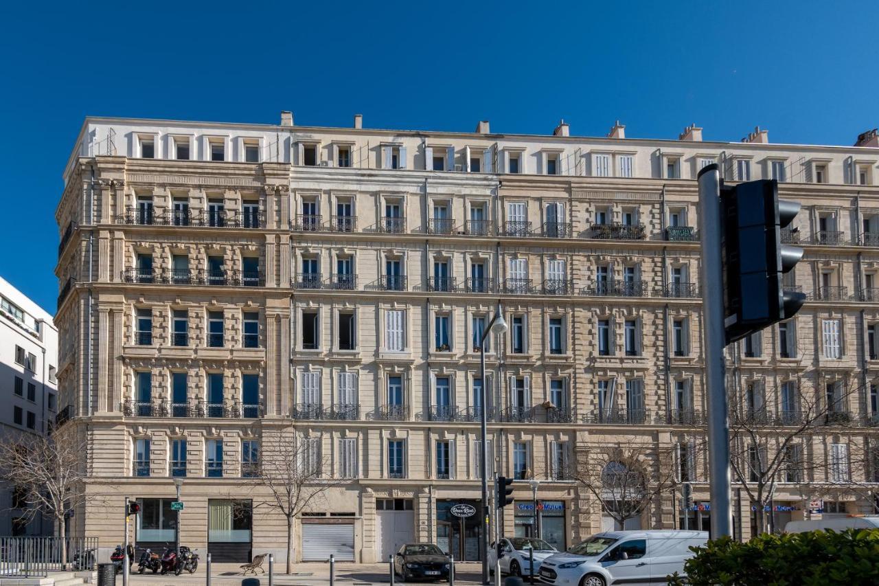 A 50m Et Face A La Mer, Proche Vieux Port -4 A 5 Pers - Classe 4 Etoiles - 80m2 Appartement *